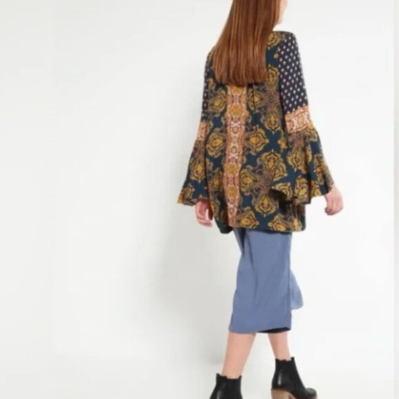 FREE PEOPLE MAGICAL MYSTERY TUNIC - Picture 5 of 15